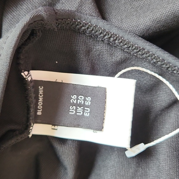 Bloomchic black one-piece bathing suit, size 26 - Picture 10 of 11